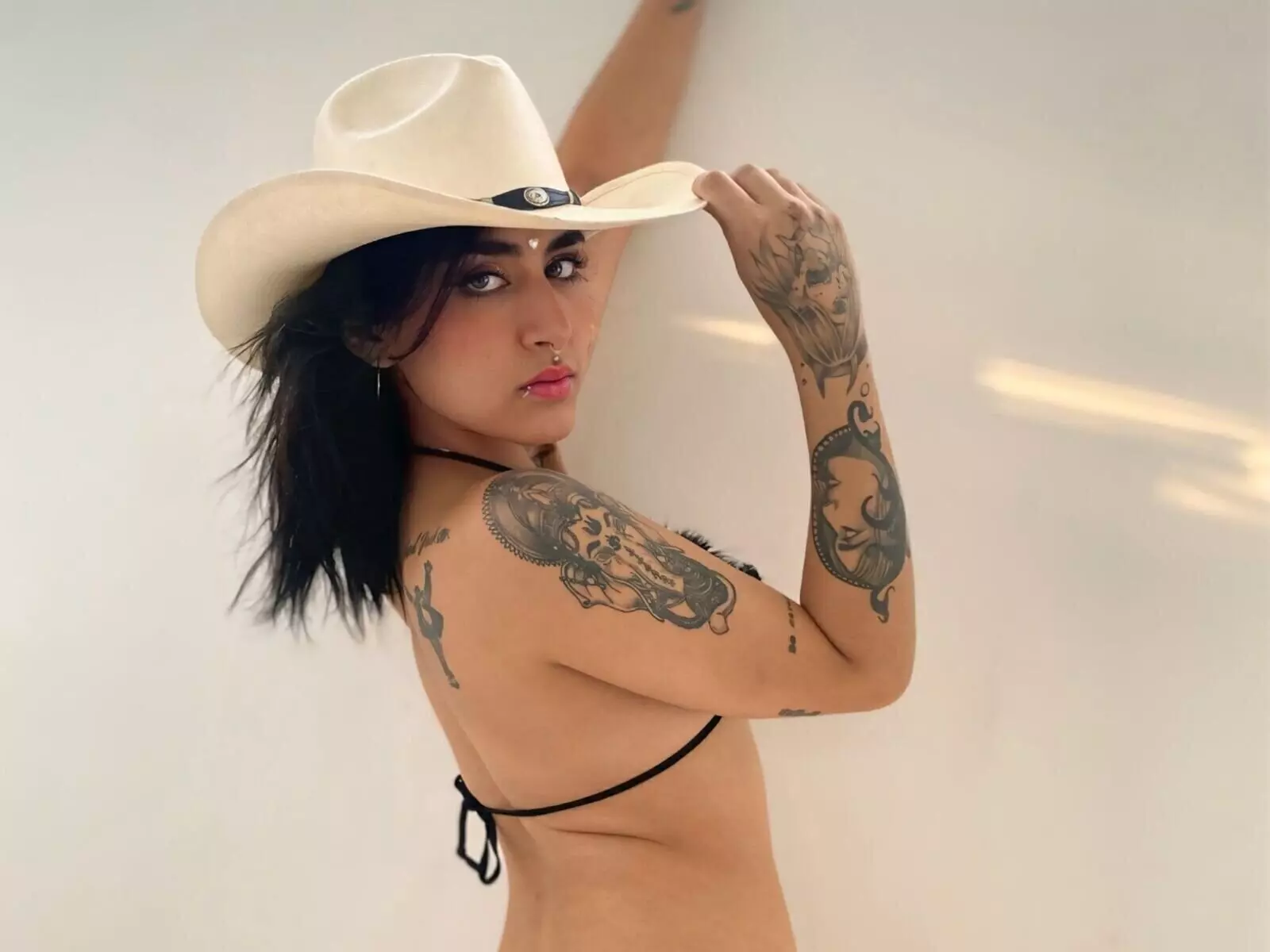 View AuraMesquita Fuck Vids and Pics