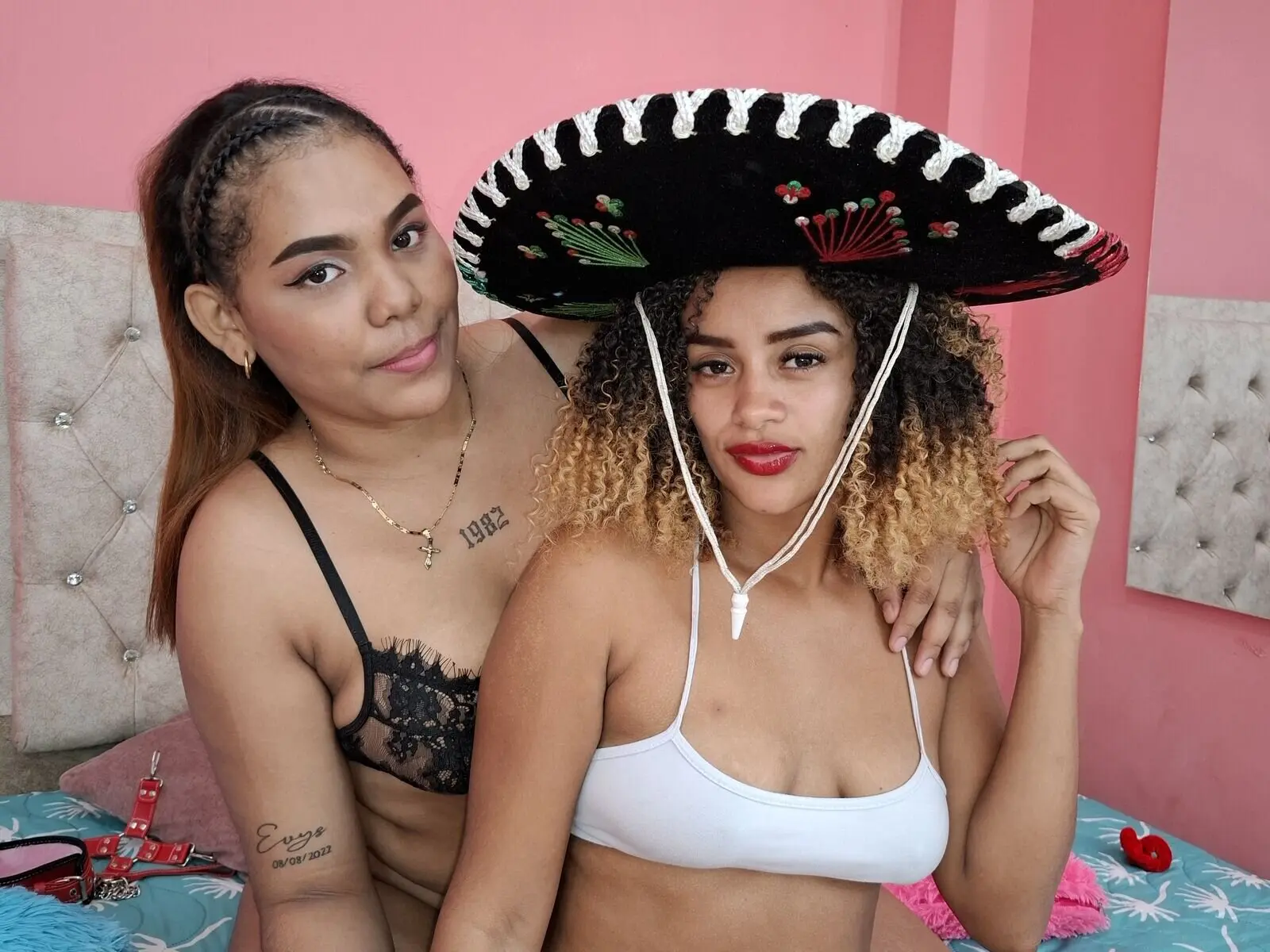 View CamiandLuna Fuck Vids and Pics