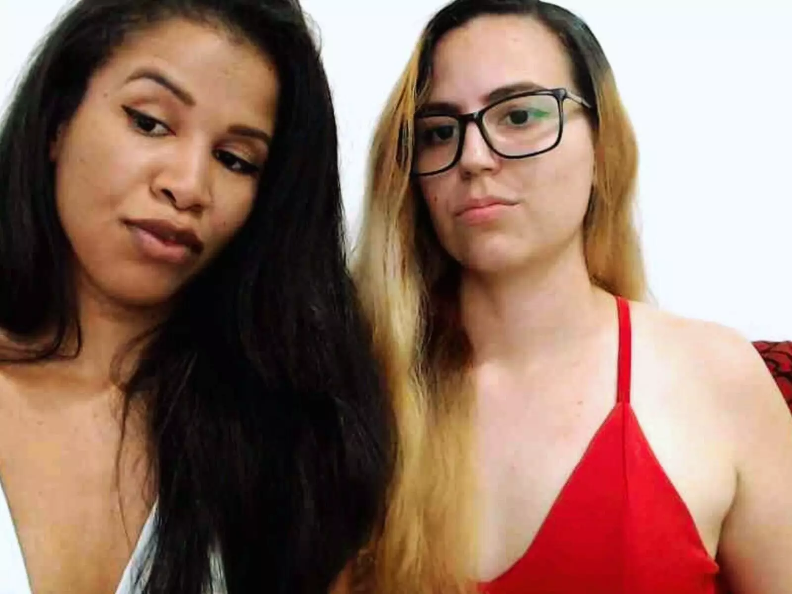 View EmilyAndGabi Fuck Vids and Pics