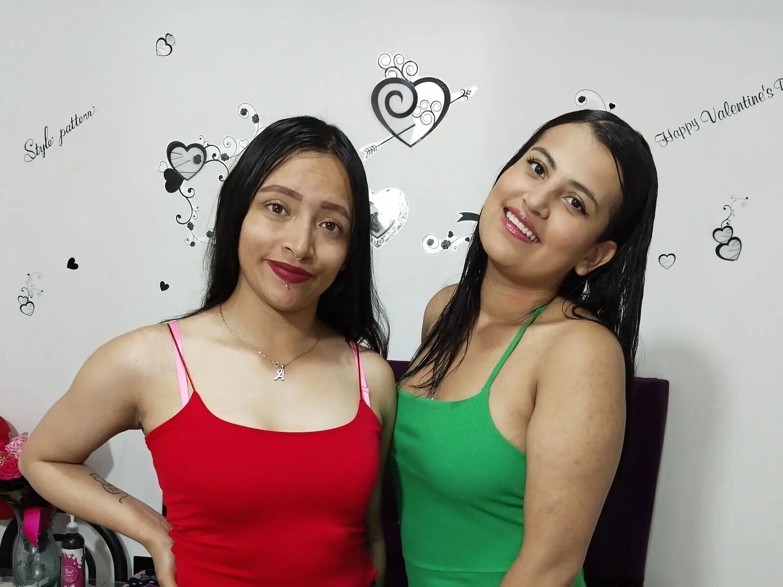 View LunitaAndTamara Fuck Vids and Pics