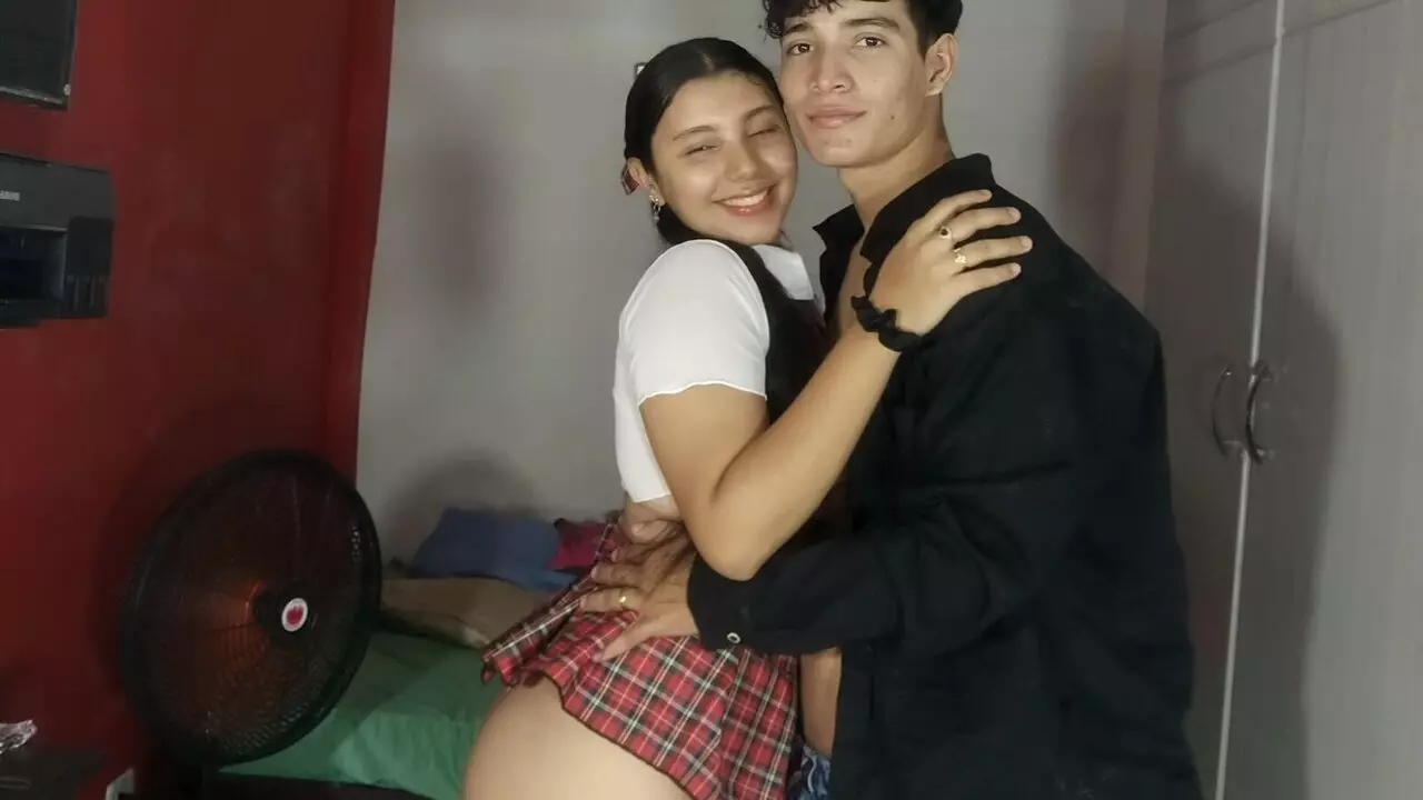 View SofiaAndMarck Fuck Vids and Pics