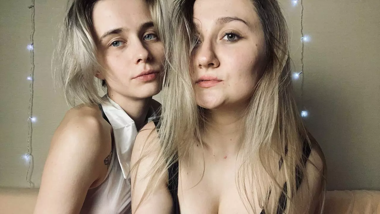 View SonyandAlice Fuck Vids and Pics