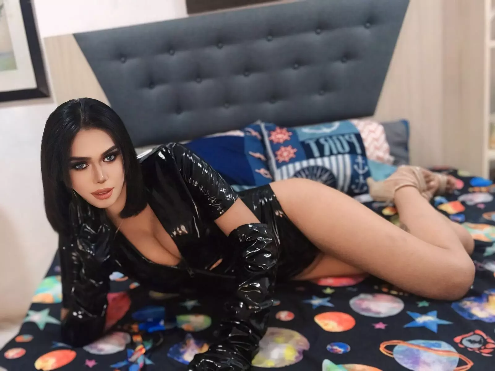 View TaralGonzales Fuck Vids and Pics